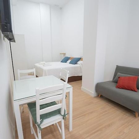 Estudio A Estrenar En San Bernardo Sevilla Dış mekan fotoğraf