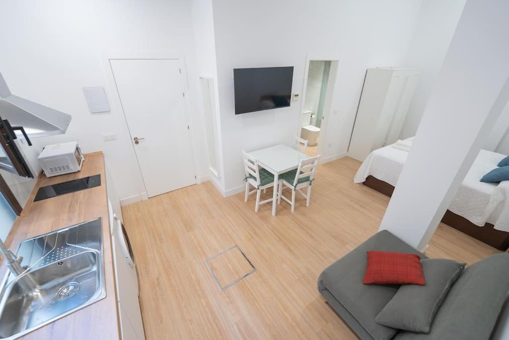 Estudio A Estrenar En San Bernardo Sevilla Dış mekan fotoğraf