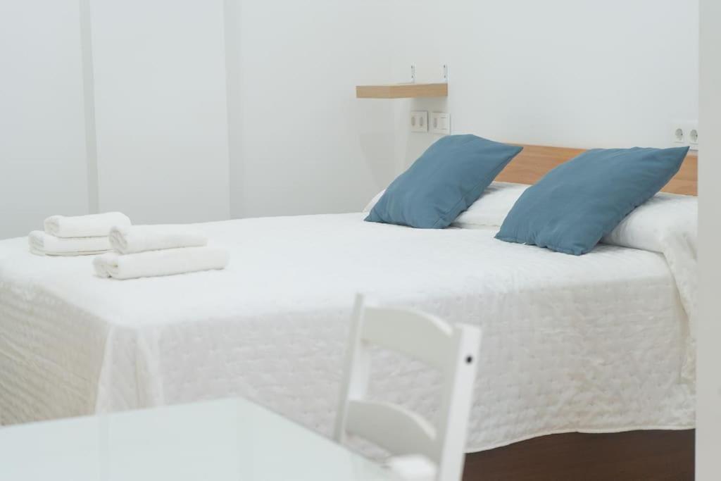 Estudio A Estrenar En San Bernardo Sevilla Dış mekan fotoğraf